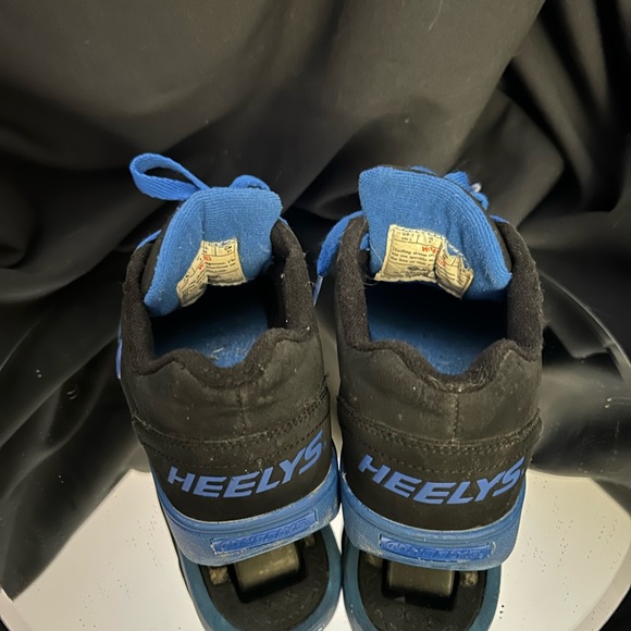 Heely’s - Picture 7 of 10